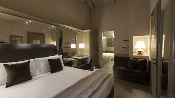 Suite, Whirlpool | Hochwertige Bettwaren, Minibar, Zimmersafe, Schreibtisch