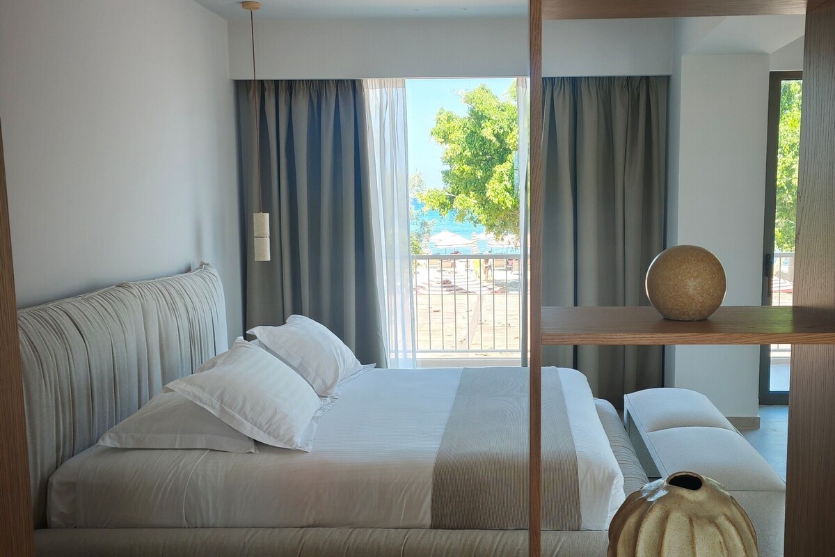 Akrotiri Suite, Sea View