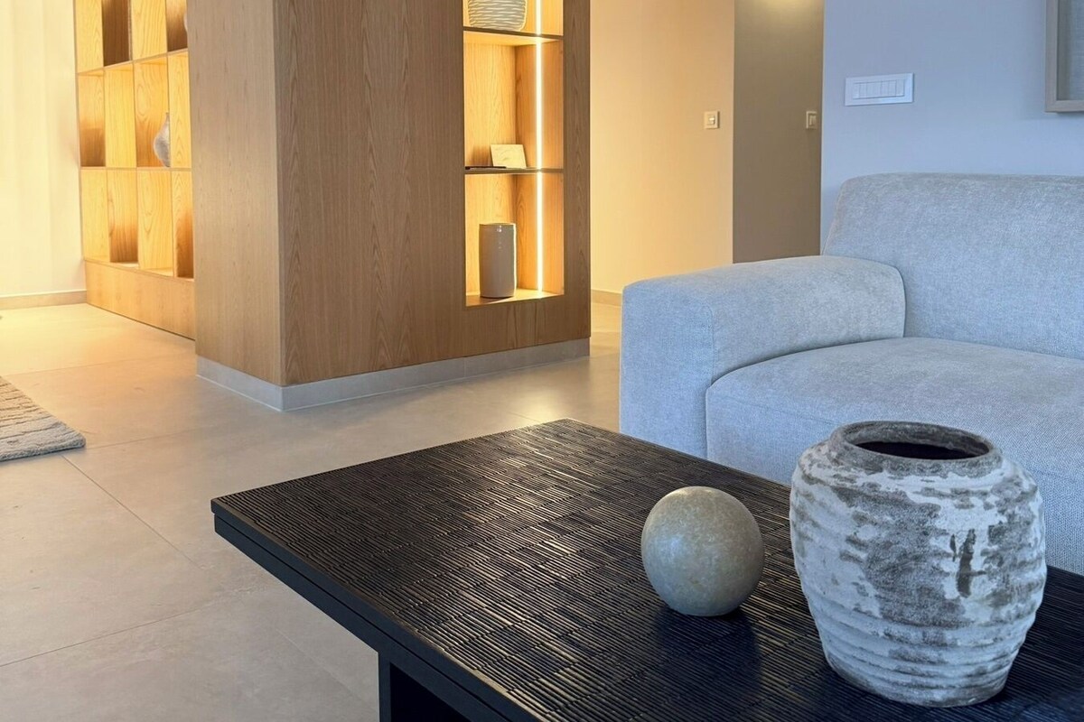 Akrotiri Signature Suite, Sea View, Jetted Tub on Balcony