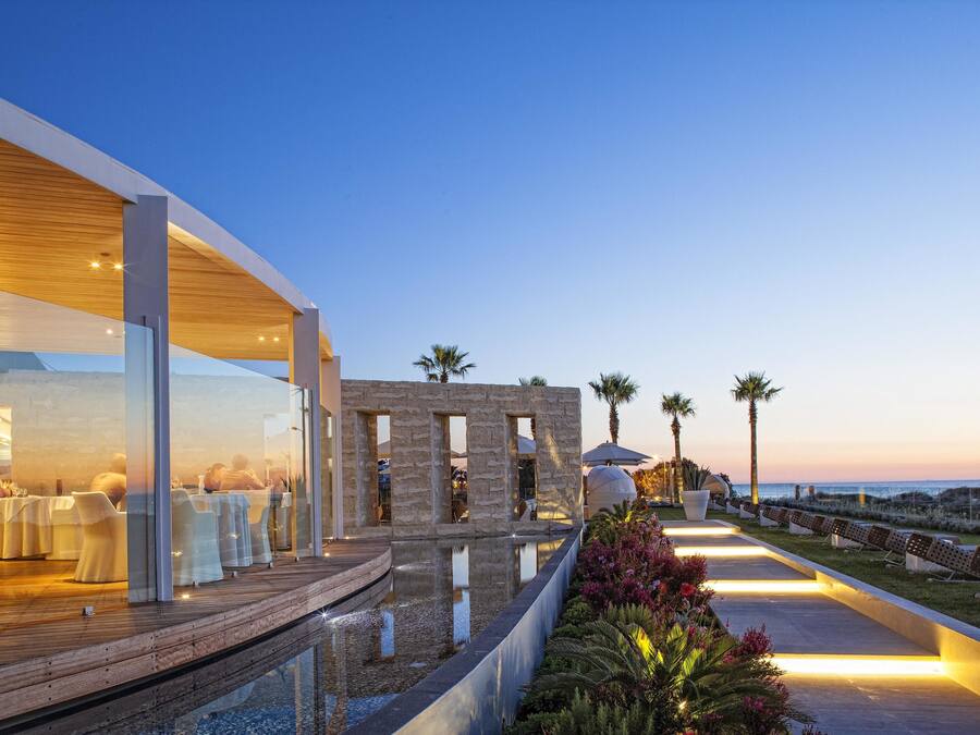 2 restaurants, breakfast, lunch, dinner served; Mediterranean cuisine