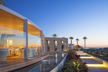 2 restaurants; breakfast, lunch and dinner served . Aqua Blu Boutique Hotel & Spa - Adults Only