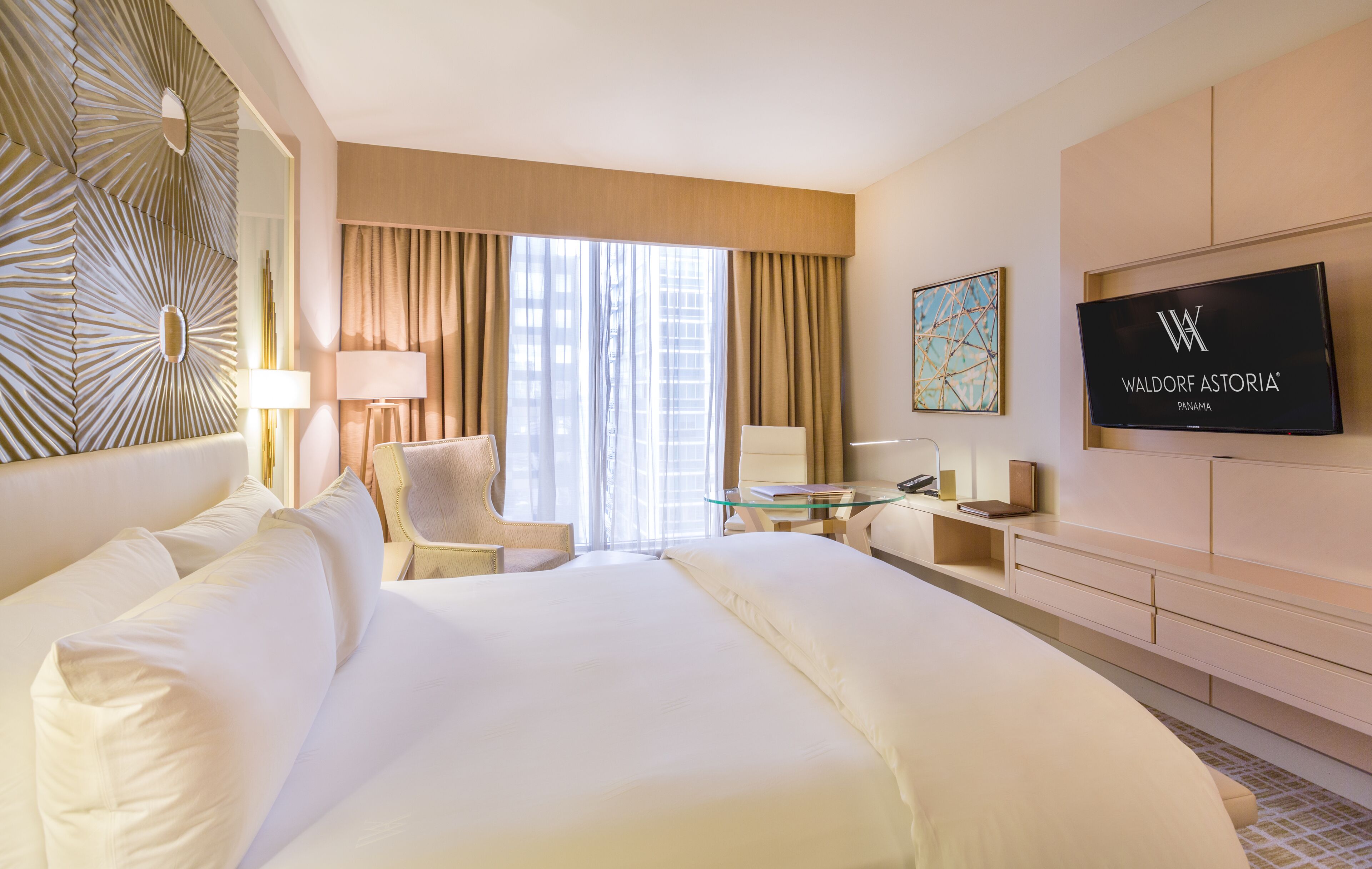 premium bedding, minibar, in-room safe, desk