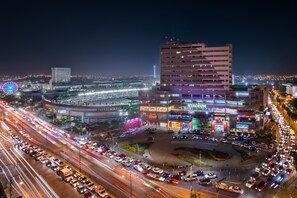 View from property - Hotel Plaza Stadium (León)