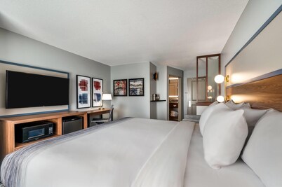 AmericInn by Wyndham Fairfield