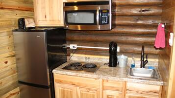 Luxury Apartment, Ensuite (Cleveland Suite) | Private kitchen