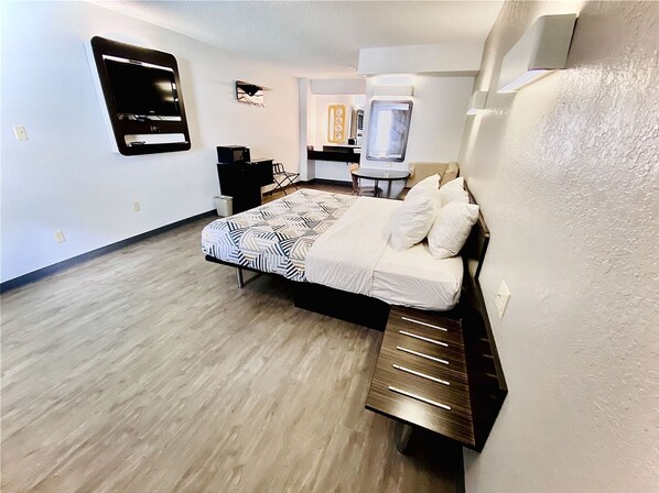 Minibar, free WiFi, bed sheets, alarm clocks