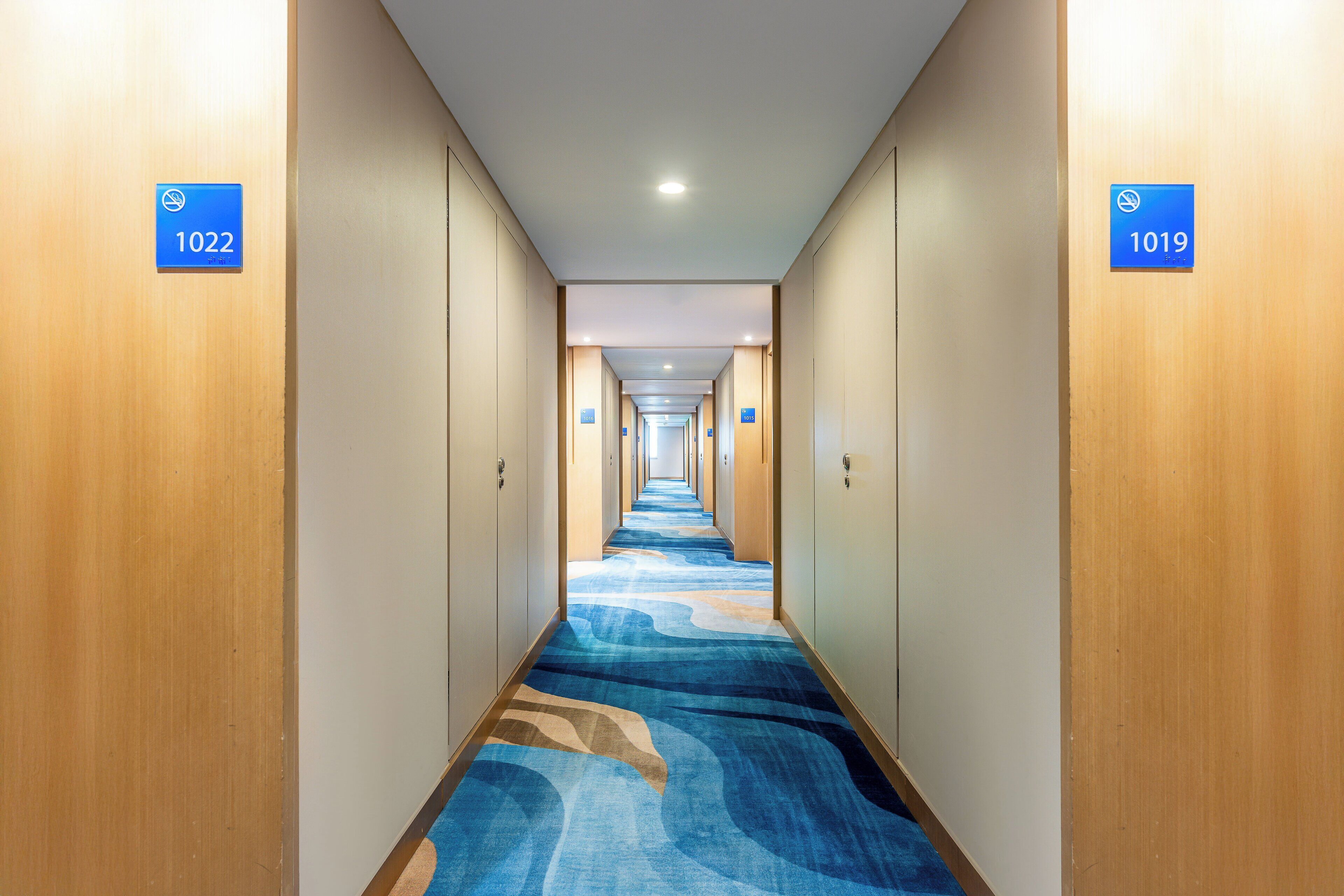 Photo - Holiday Inn Express Shanghai Jinsha by IHG