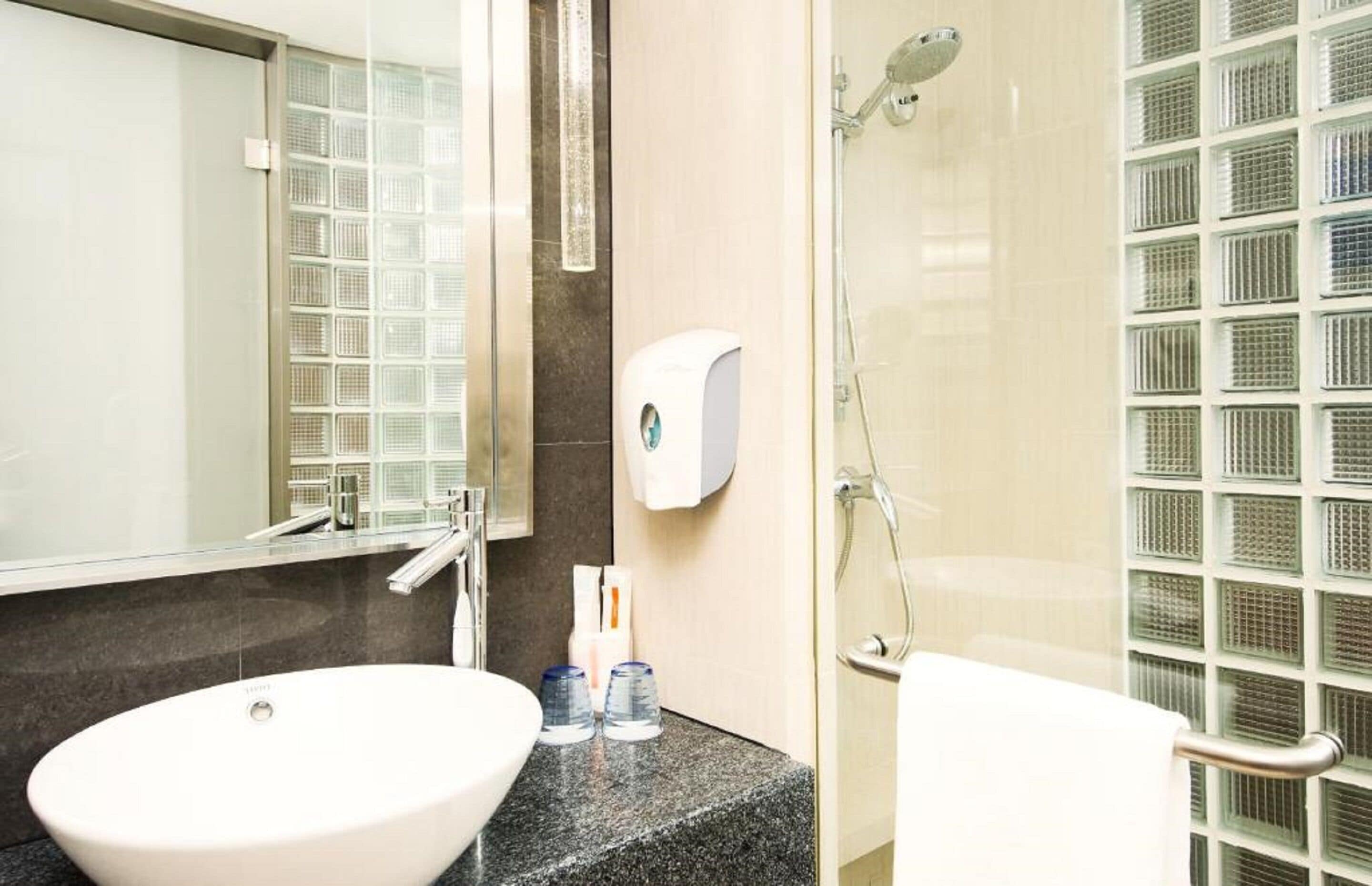 room (specialty) | bathroom | shower, rainfall showerhead, free toiletries, hair dryer
