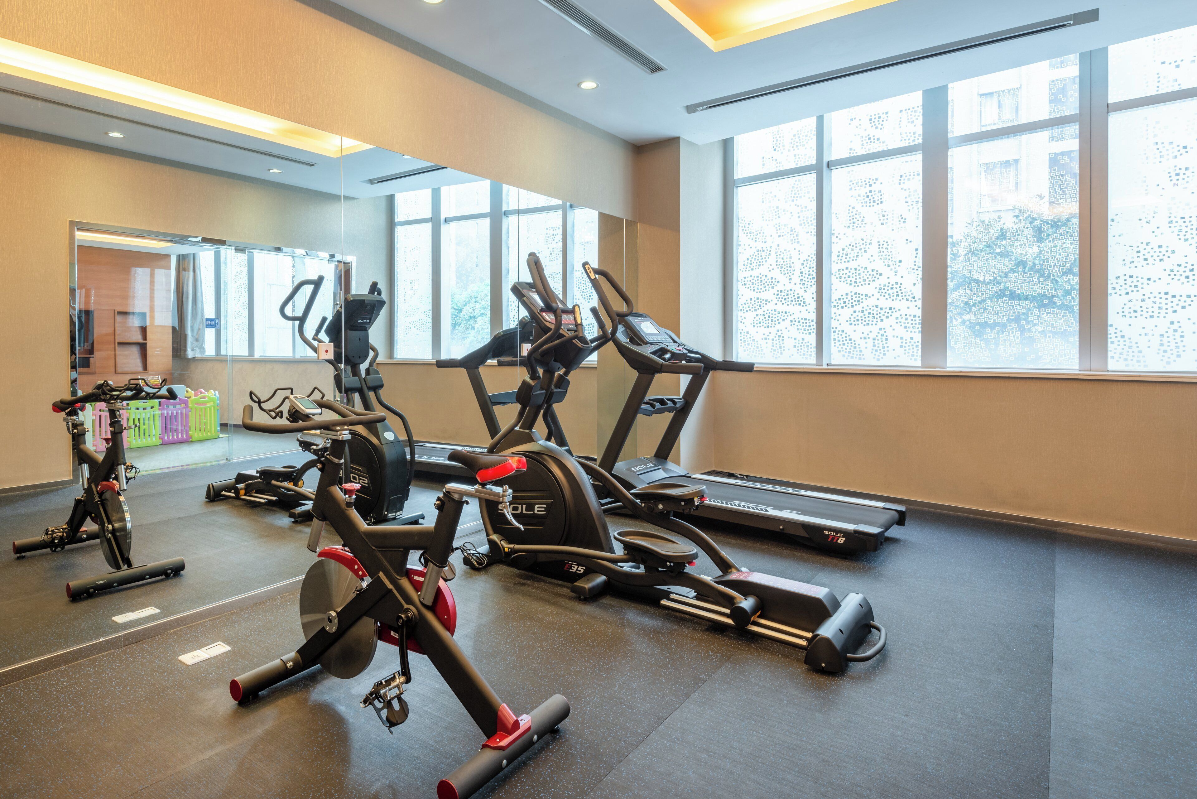 Photo - Holiday Inn Express Shanghai Jinsha by IHG