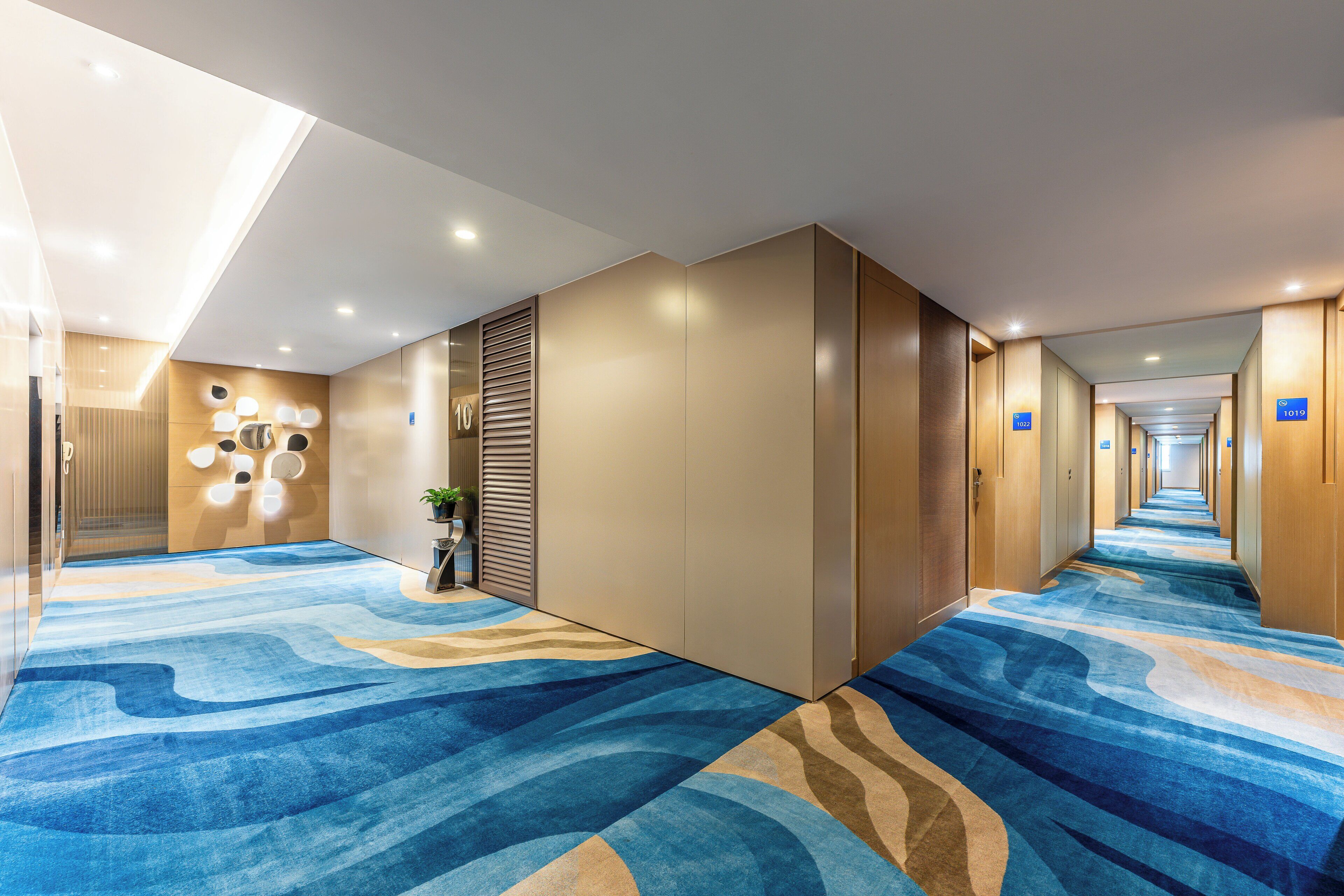 Photo - Holiday Inn Express Shanghai Jinsha by IHG