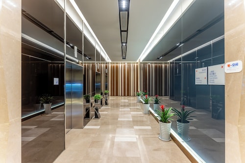 Holiday Inn Express Shanghai Jinsha by IHG