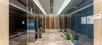 Holiday Inn Express Shanghai Jinsha by IHG