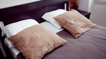 Ameublement personnalisé, chambres insonorisées