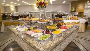 Desayuno buffet incluido todos los días