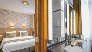 Habitación familiar | Baño | Secadora de cabello y toallas