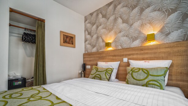 Unclassified image, 1 of 71, button - Hotel Fevery (Bruges)