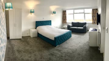 Standard Double Room, 1 Bedroom | Individually decorated, individually furnished, desk, laptop workspace