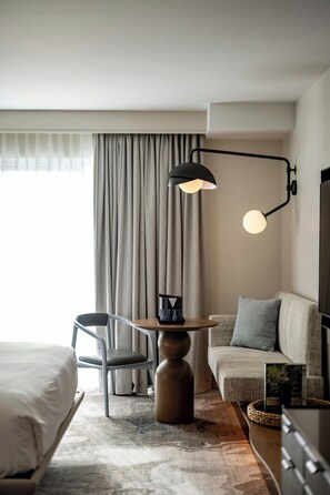Room, 1 King Bed - Live Oak, Charleston Historic District, a Tribute Portfolio Hotel (Charleston)