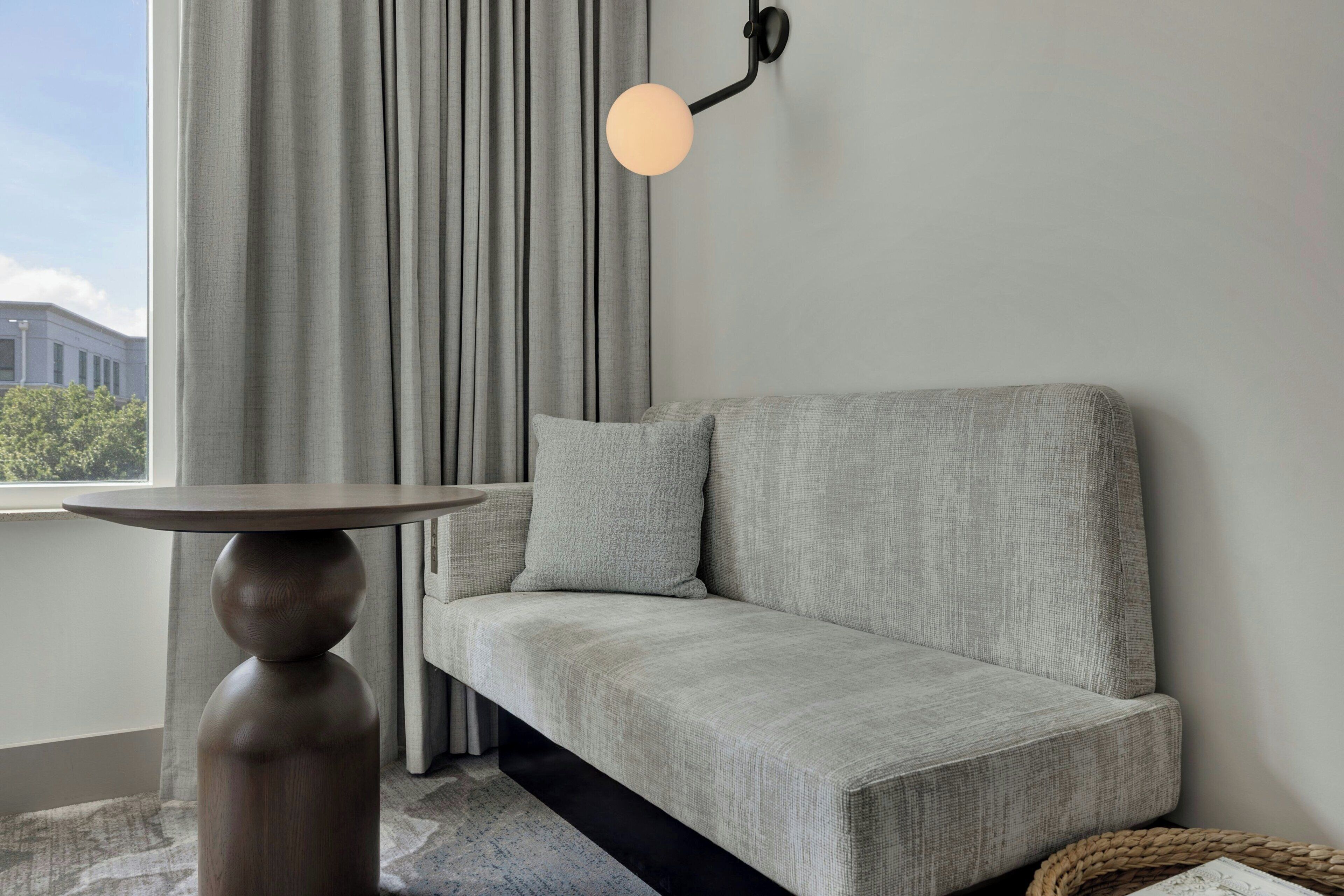 Habitació, 1 llit de matrimoni gran | Minibar i caixa forta a l'habitació 