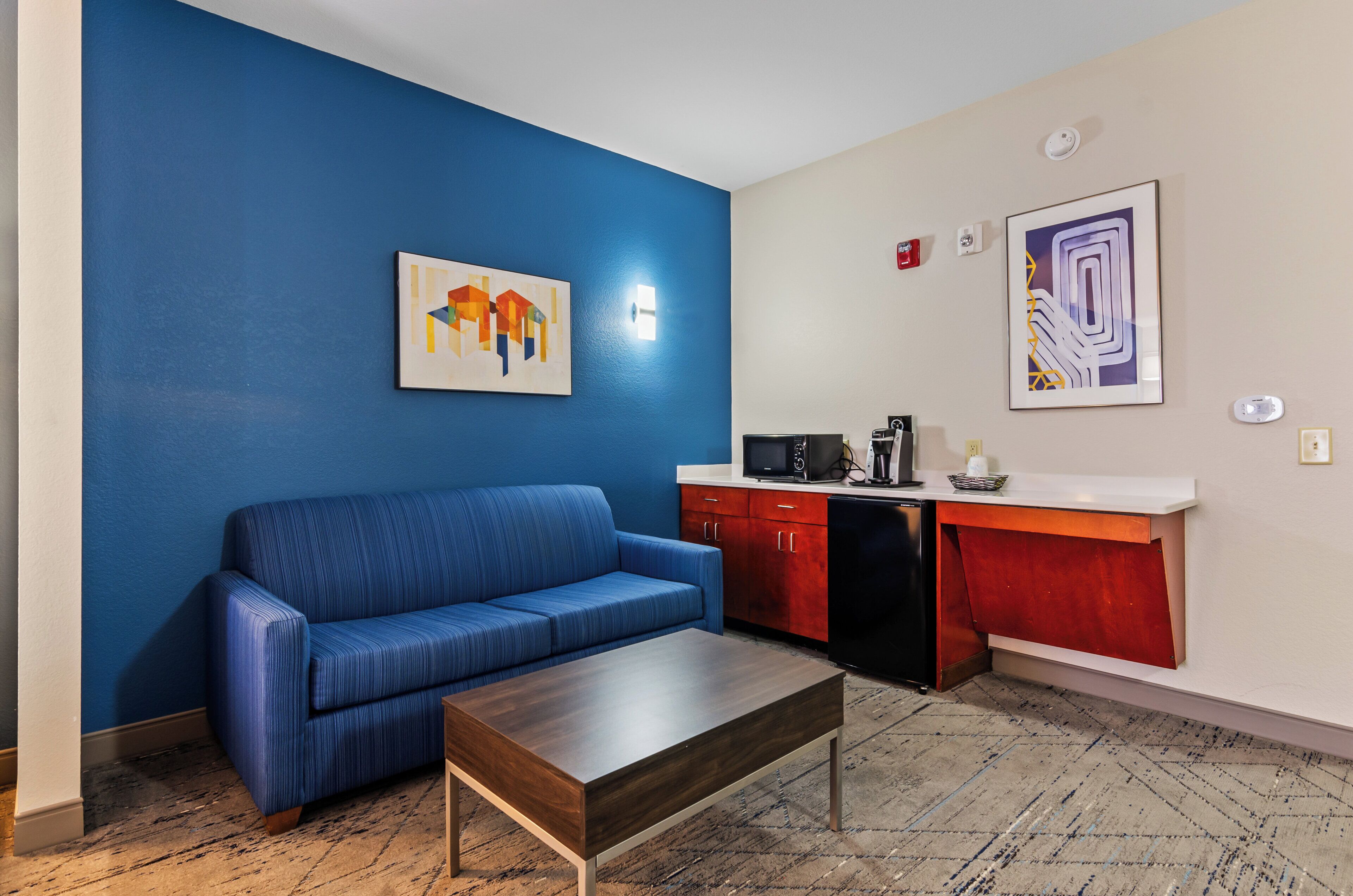 Suite, 2 Queen Beds, Accessible (Communications, Mobility) | In-room safe, desk, iron/ironing board, free cribs/infant beds