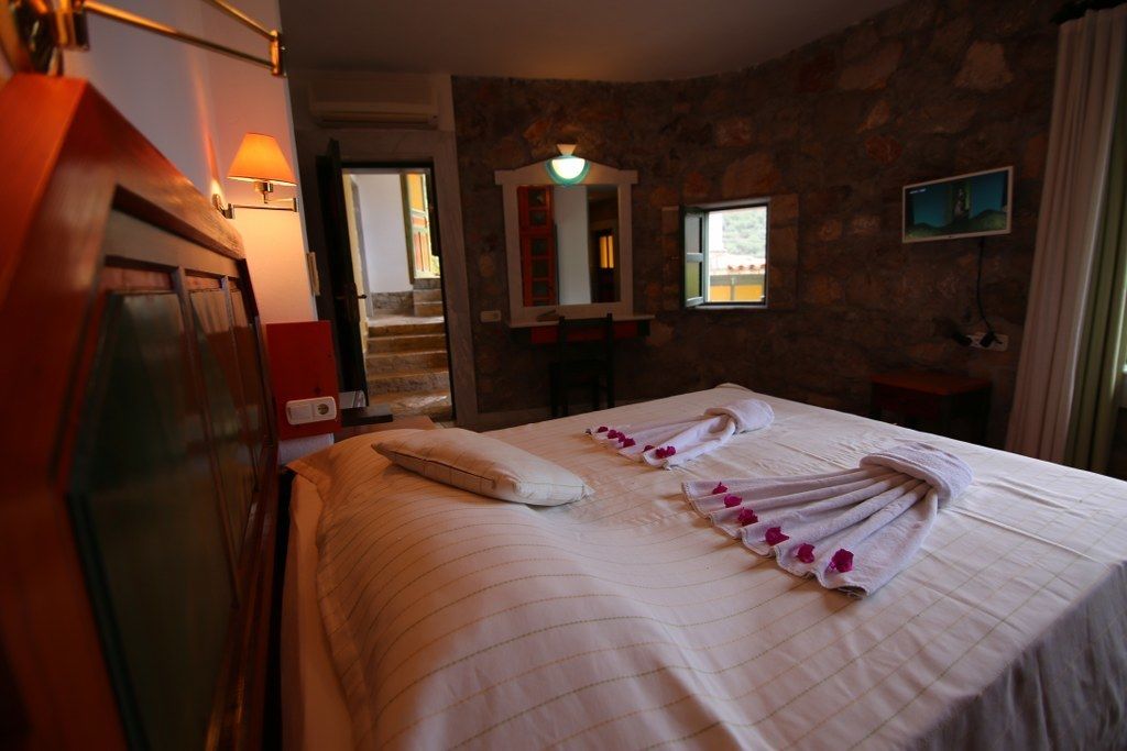 Huvila (Marmaris) | Minibaari, tallelokero huoneessa, äänieristys, silitysrauta/-lauta