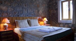 Superior Villa (Bodrum) | Minibar, in-room safe, soundproofing, iron/ironing board - Villa Symbola (Fethiye)