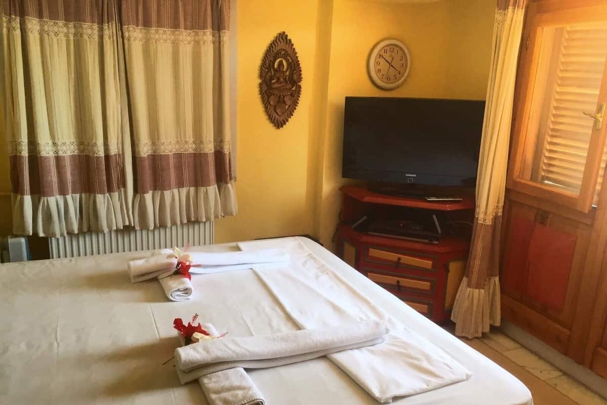 Standard Villa (Ortaca) | Minibar, in-room safe, soundproofing, iron/ironing board (on request)