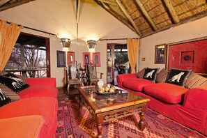 Sala de estar en el lobby