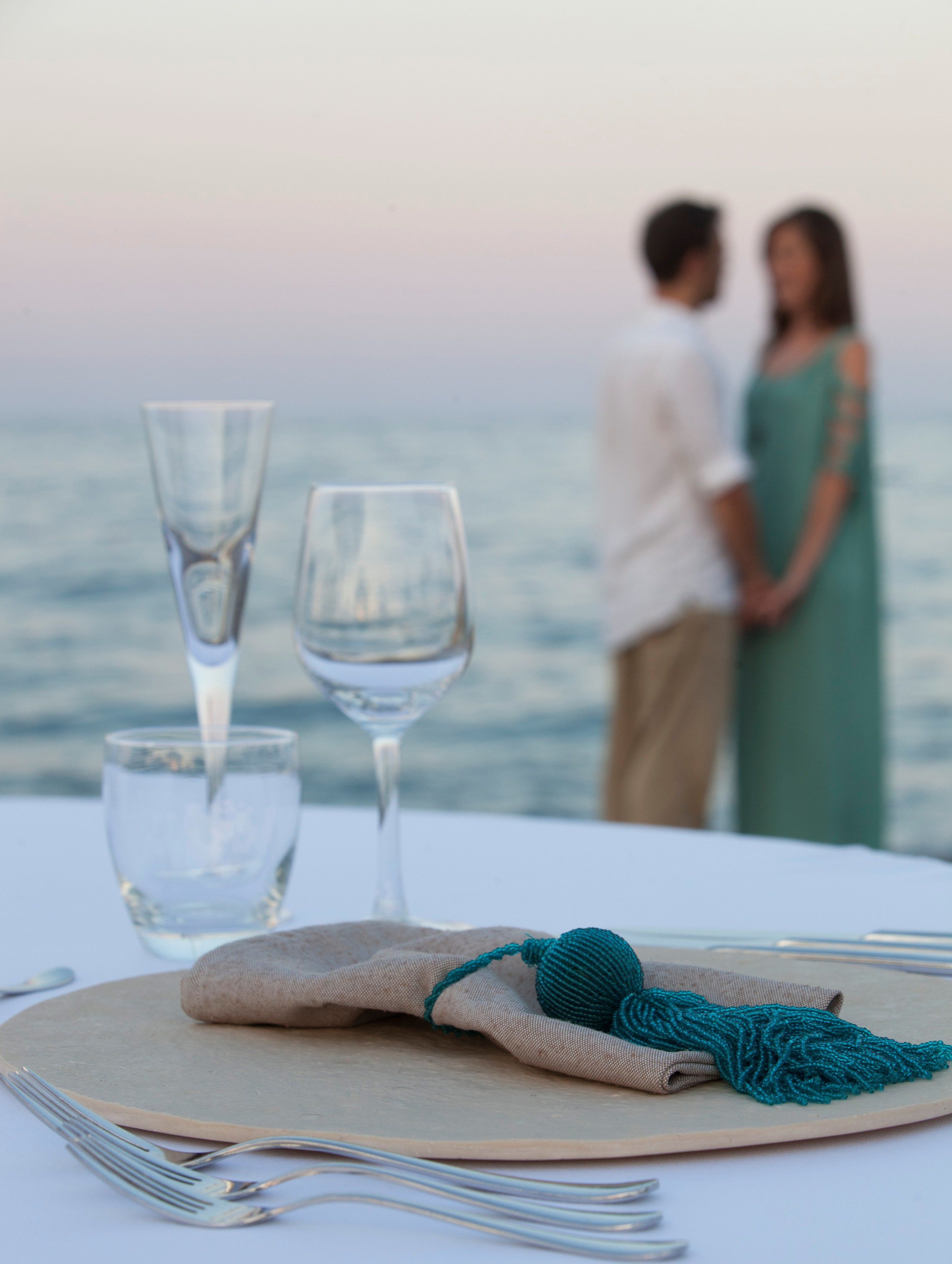 4 restaurants, breakfast served