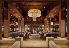 4 restaurants, breakfast, lunch, dinner served; Chinese cuisine - InterContinental Xishuangbanna Resort by IHG (Xishuangbanna Dai)