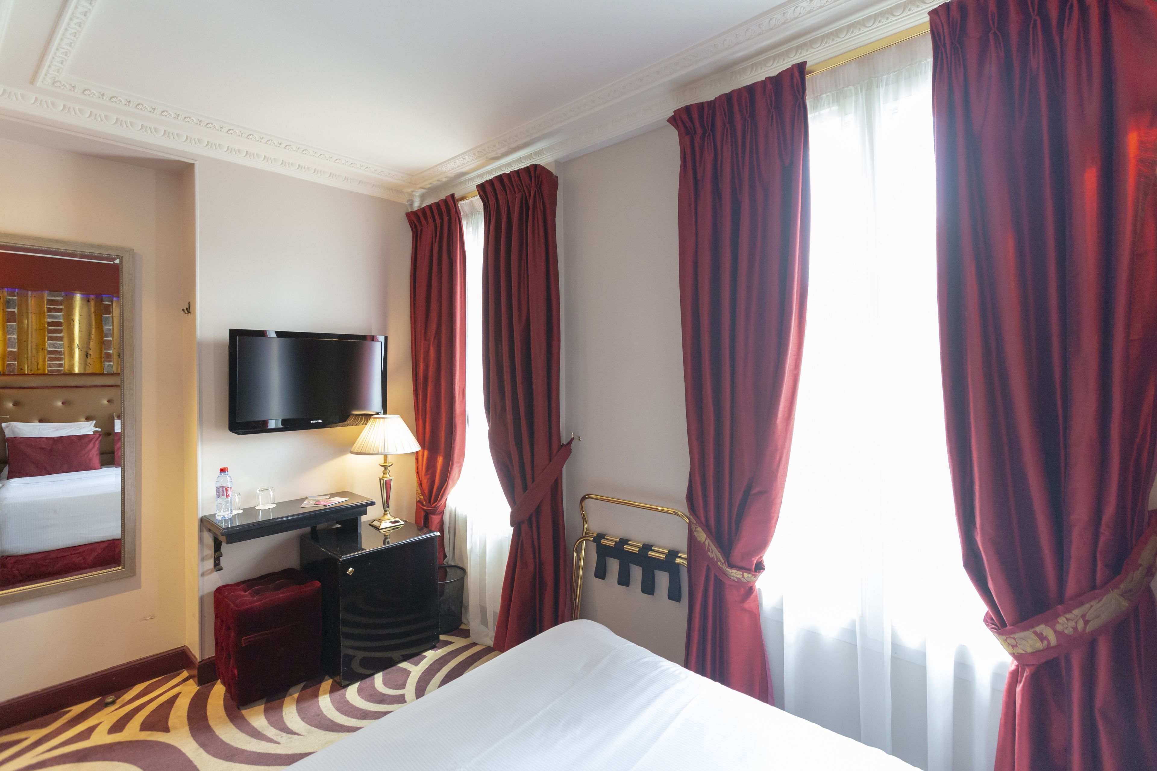 standard room | frette italian sheets, hypo-allergenic bedding, memory-foam beds