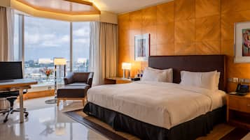 1 dormitori, minibar, caixa forta a l'habitació i escriptori