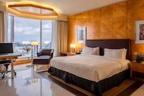 1 Schlafzimmer, Minibar, Zimmersafe, Schreibtisch