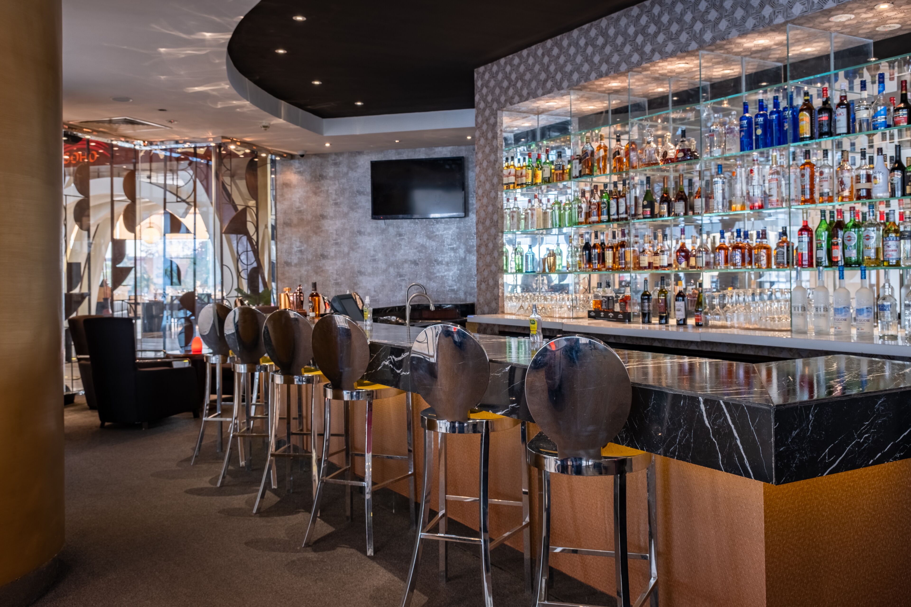 Lobby lounge
