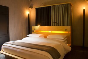Ropa de cama de alta calidad y minibar