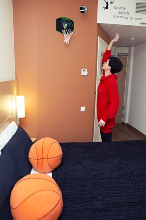 Superior Room, 1 Double Bed | In-room safe, desk, soundproofing, free cribs/infant beds - ibis Kaunas Centre (Kaunas)
