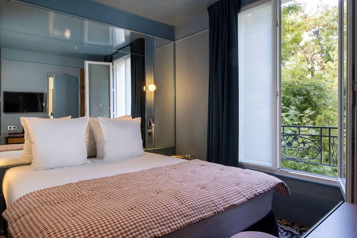 Classic Room | Premium bedding, in-room safe, laptop workspace, soundproofing
