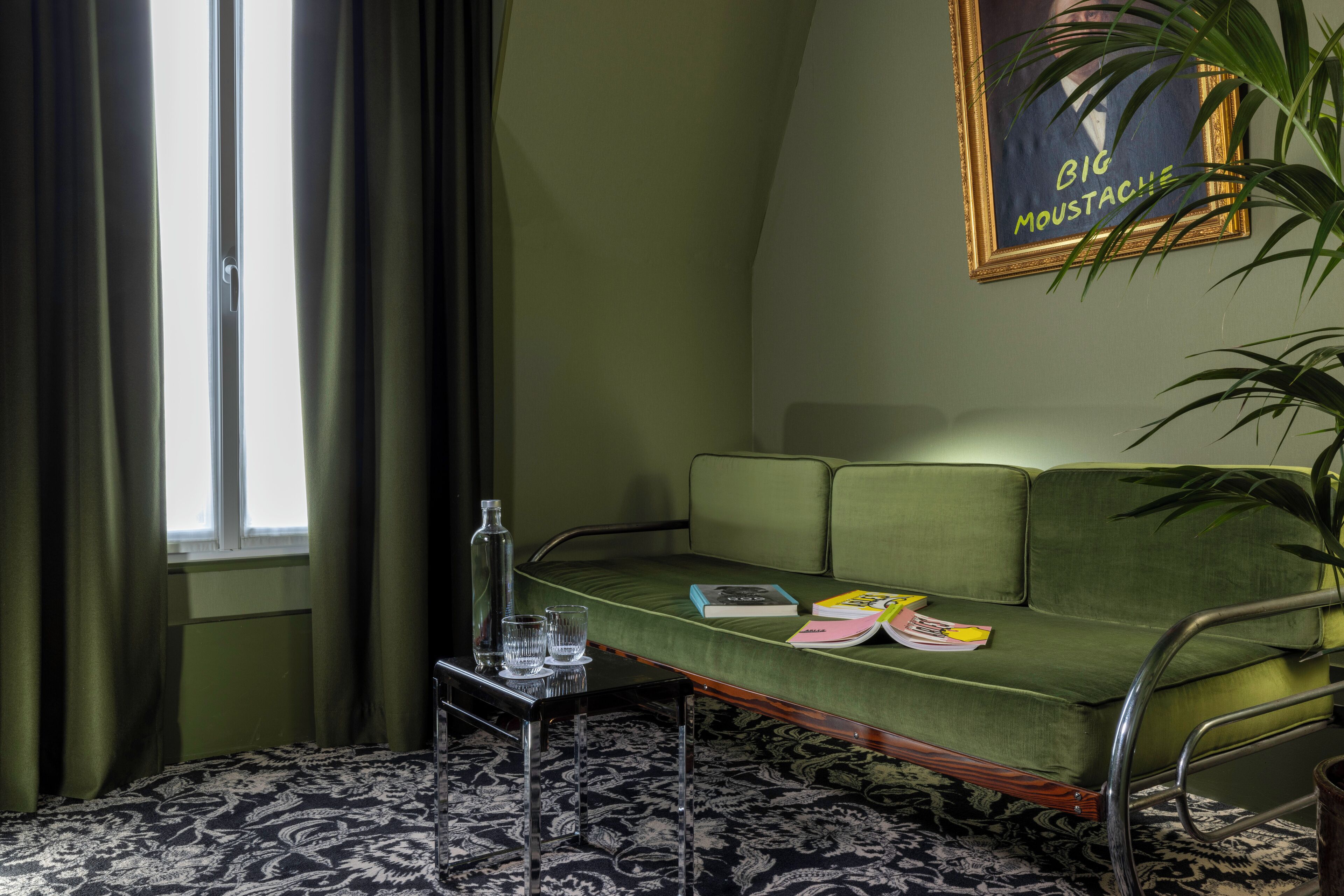 deluxe room | living area | tv