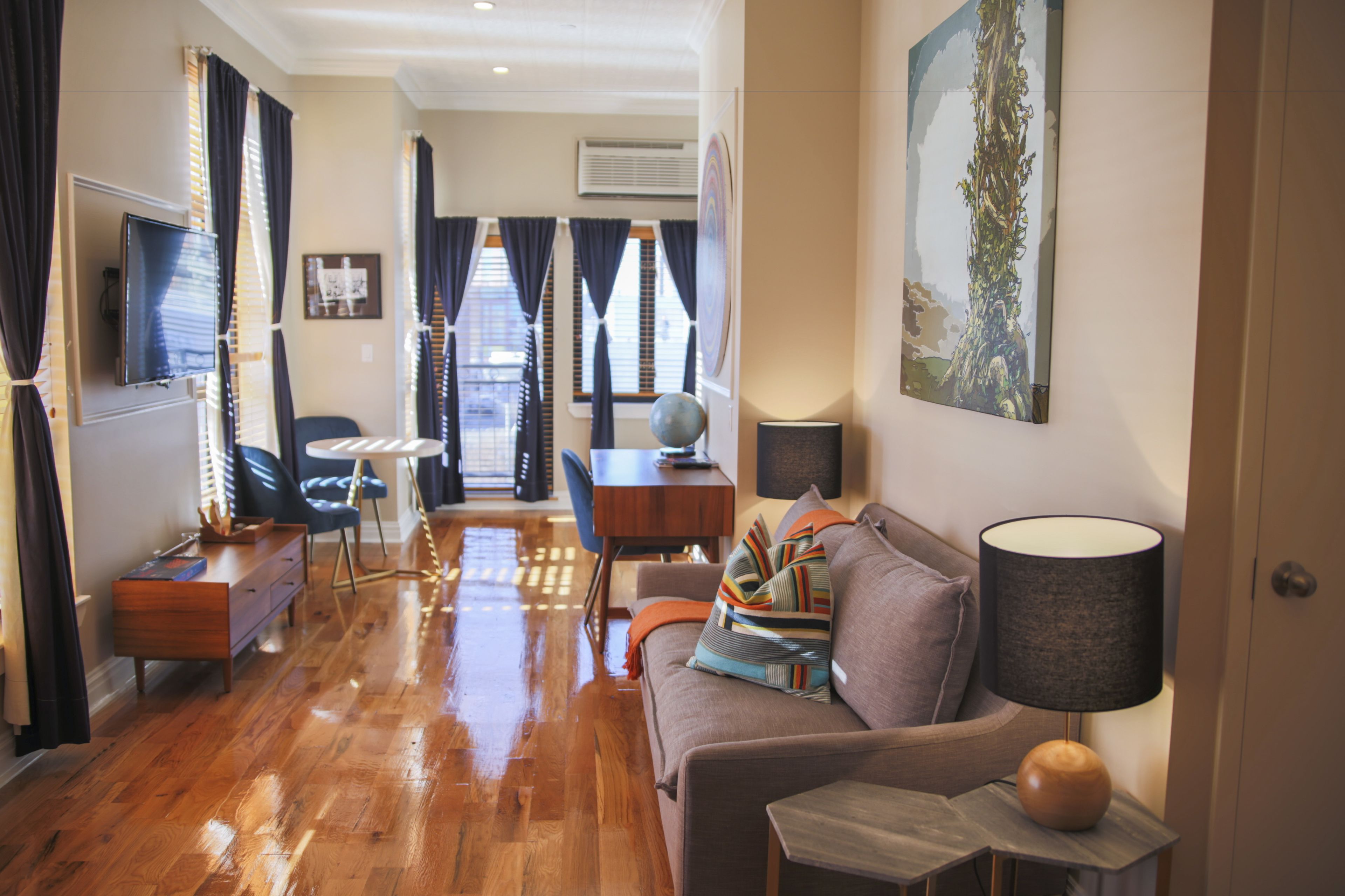 Photo - The Box House Hotel