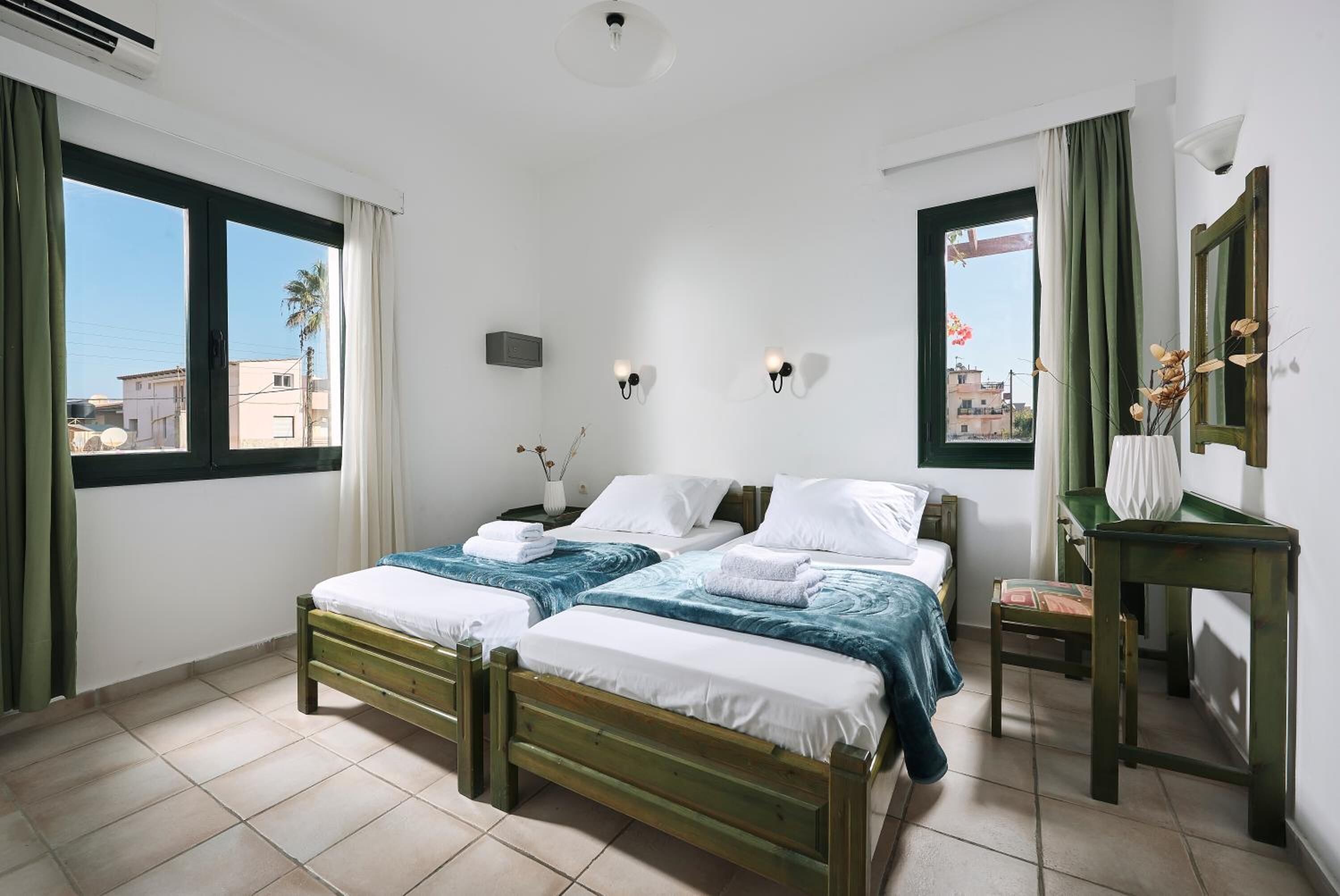 Premium bedding, blackout drapes, soundproofing