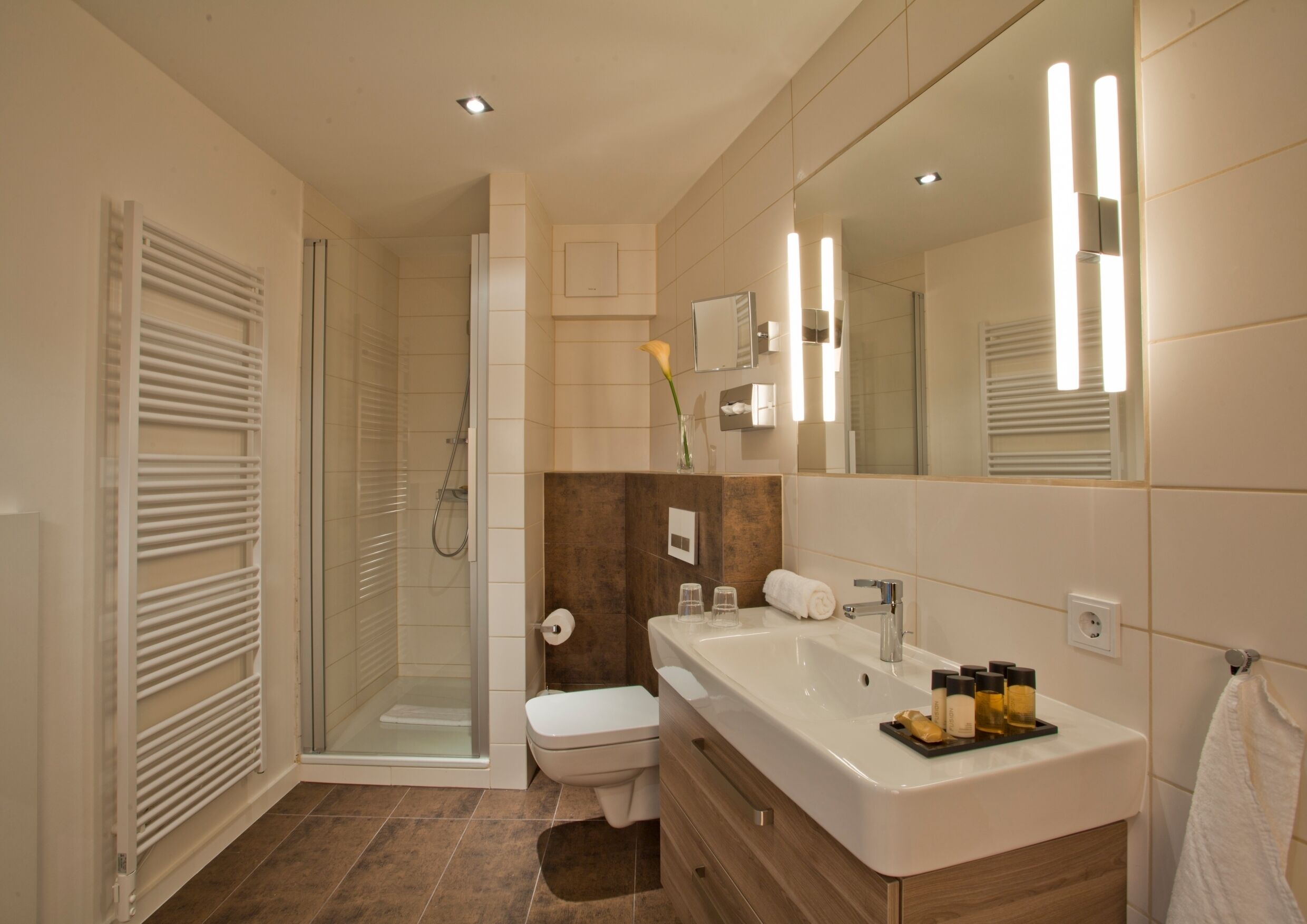 superior room with sauna | bathroom | free toiletries, hair dryer, towels, soap