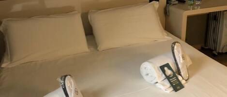 Doppia Superior, non fumatori | Una cassaforte in camera, una scrivania, postazione laptop