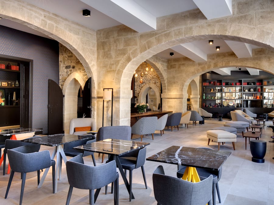 Bar (in der Unterkunft)