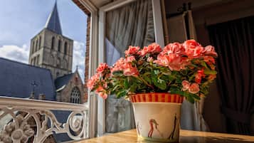 Romantic Suite, 1 King Bed, City View | View from room