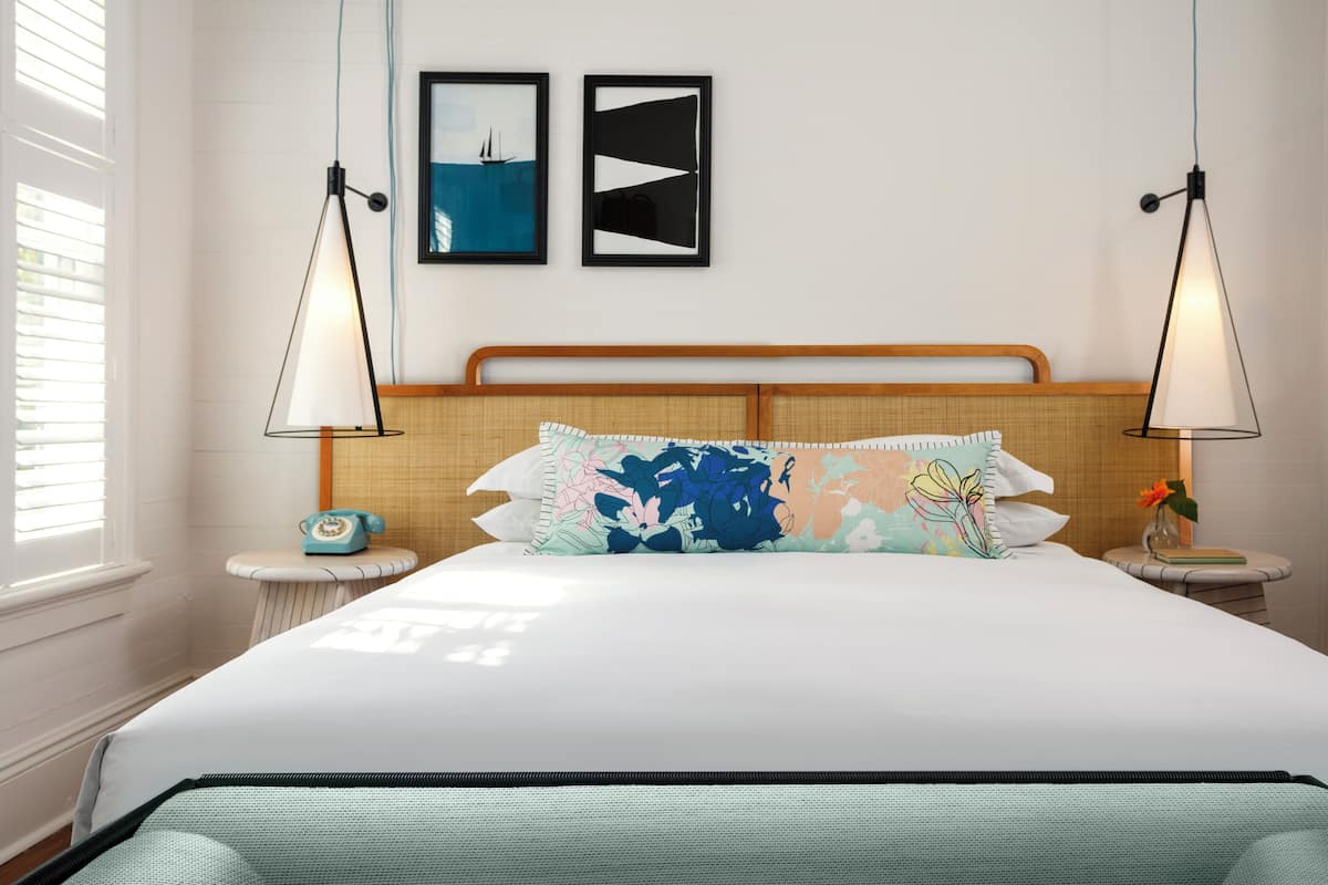 Premium bedding, in-room safe, individually decorated