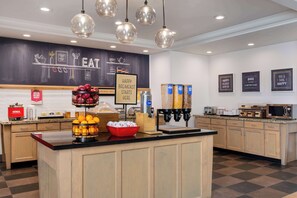 Bao gồm bữa sáng buffet hàng ngày 