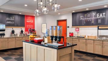 Colazione a buffet inclusa, servita tutte le mattine
