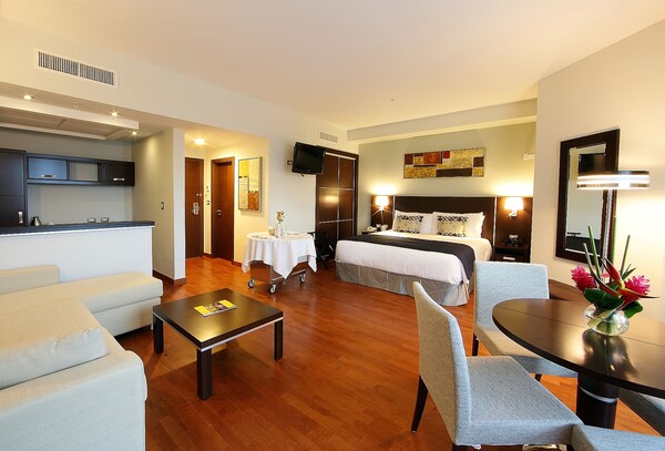 Marriott Executive Apartments Panama City, Finisterre - Panamá