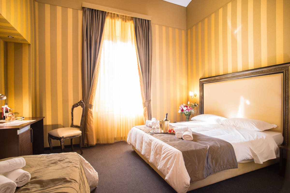 Dreibettzimmer