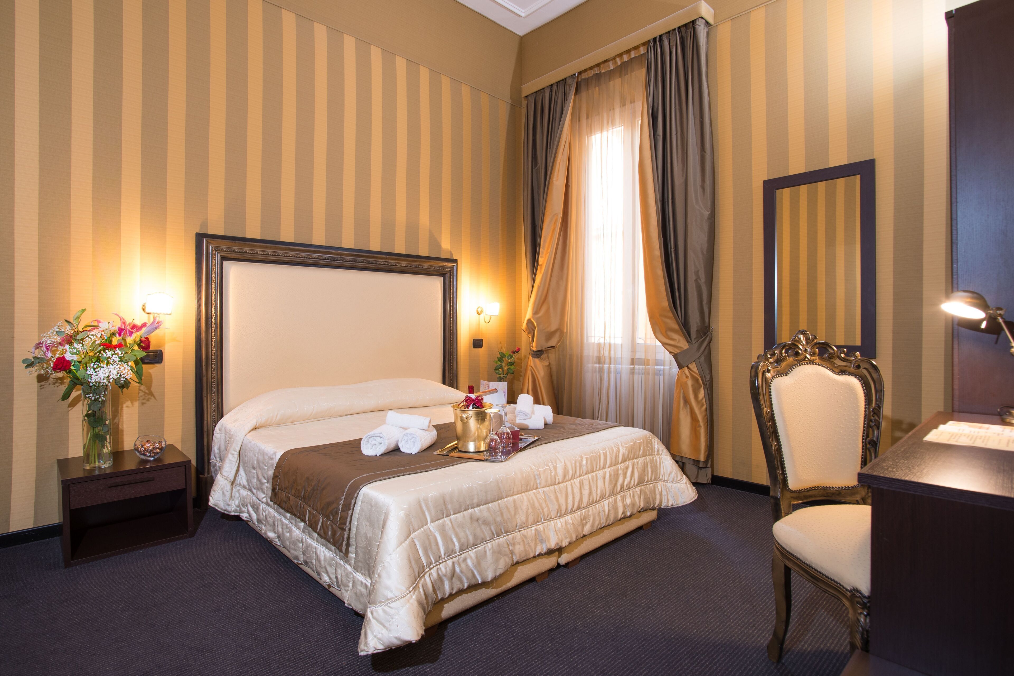 Foto - Domus RomAntica